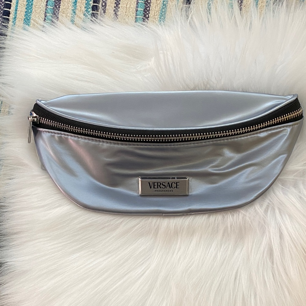 Versace Metallic Silver Belt Bag new never used - Picture 1 of 7